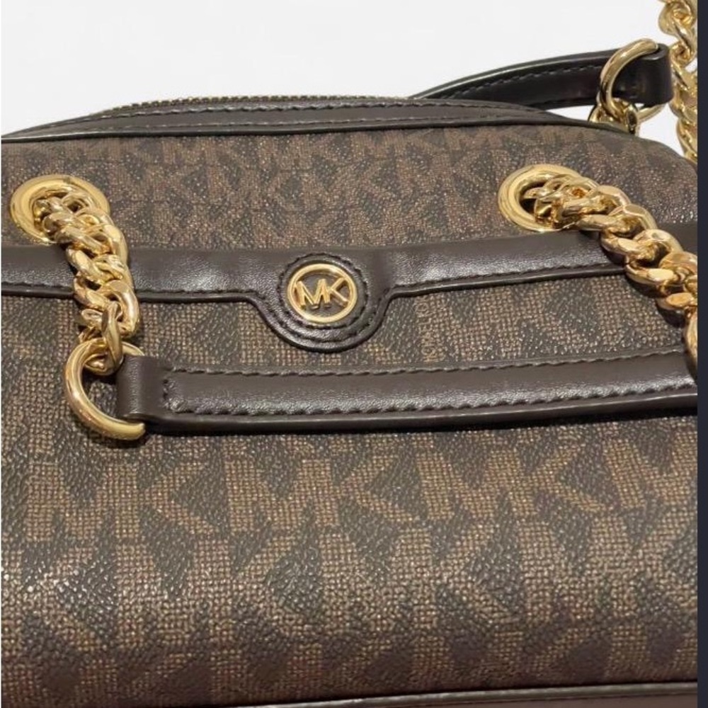 Michael Kors Signature Brown and Gold Shoulder Bag - Picture 2 of 4